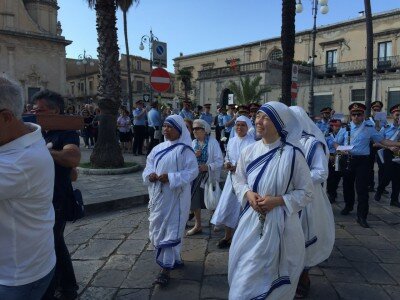 Madonna Pellegrina 2015 l'accoglienza a Vittoria